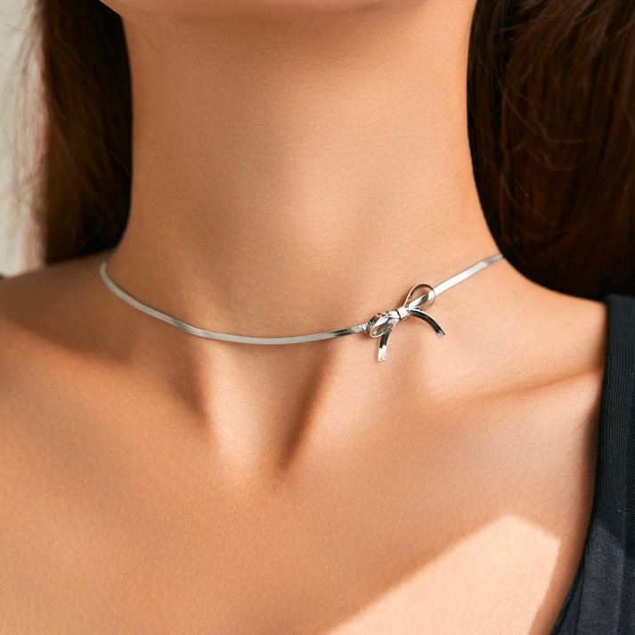 Romantische Fijne Strik Ketting