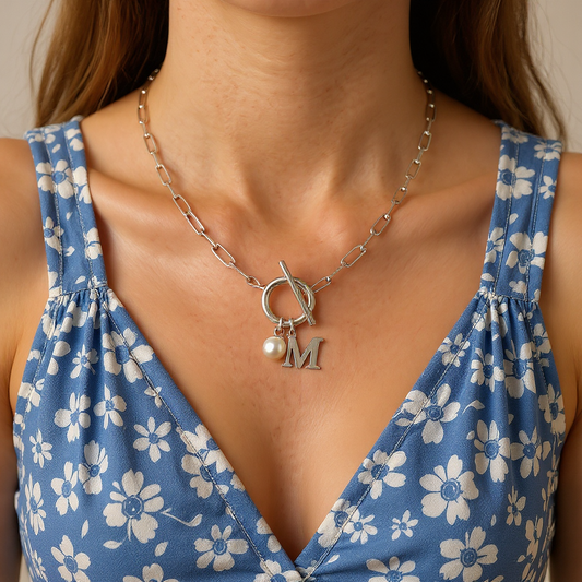Paperclip Initiaal Ketting met Cirkel Slot en Parelbedel