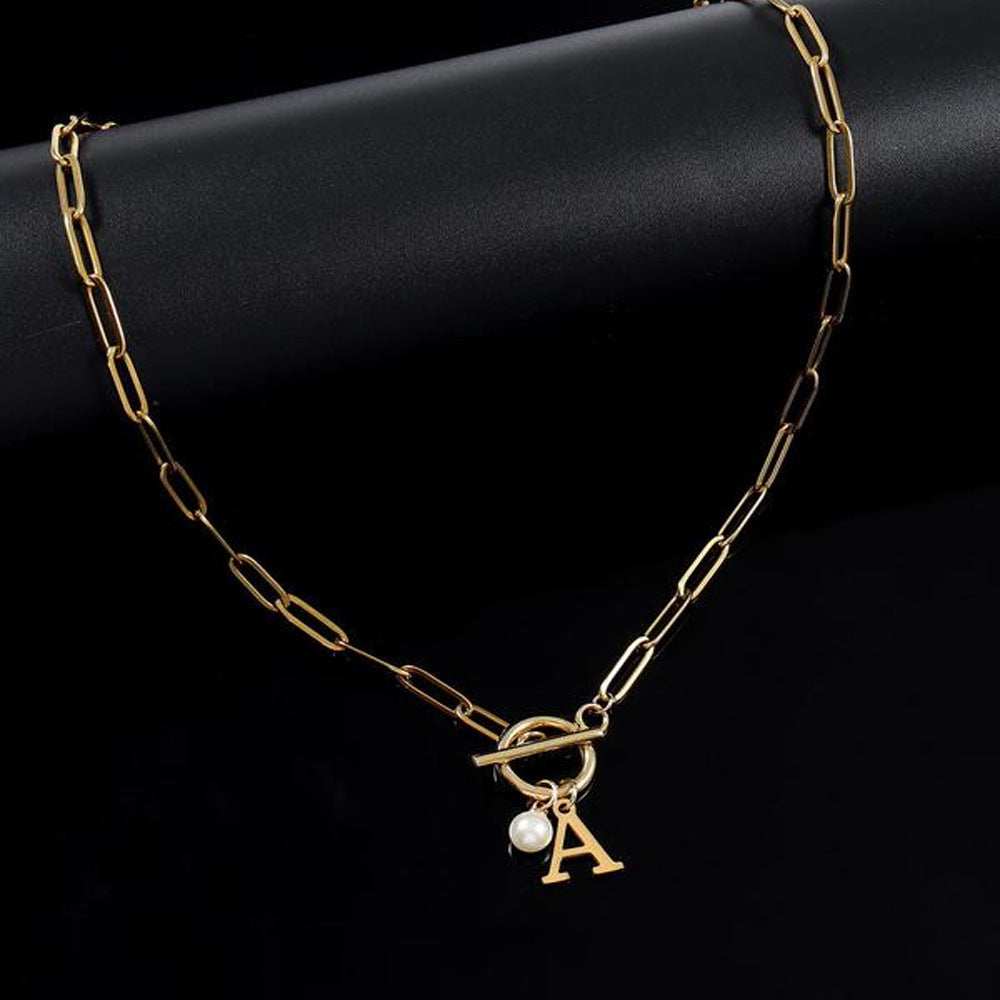 Paperclip Initiaal Ketting met Cirkel Slot en Parelbedel