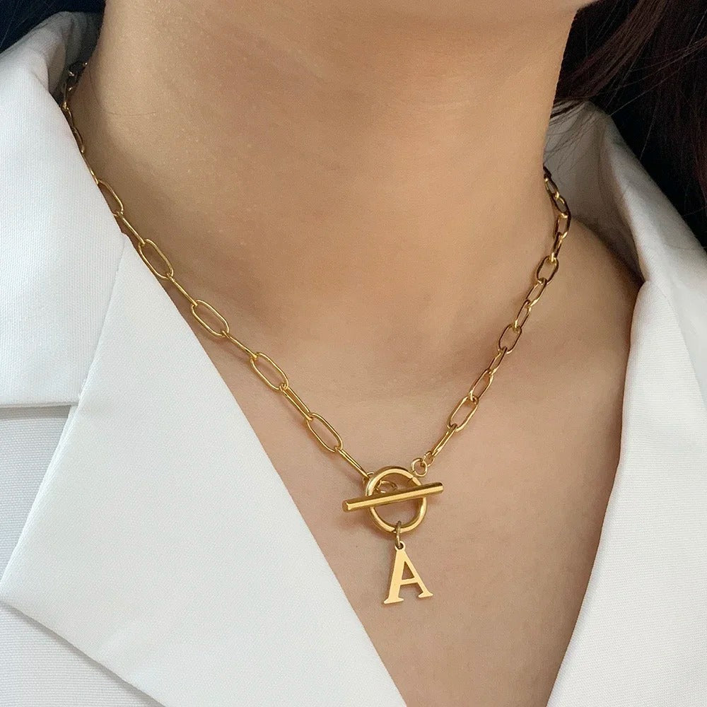 Paperclip Initiaal Ketting met Cirkel Slot
