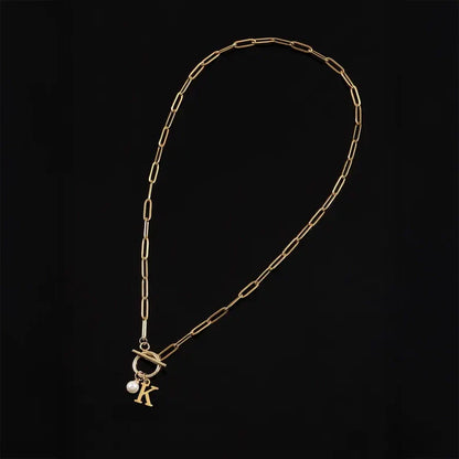 Paperclip Initiaal Ketting met Cirkel Slot en Parelbedel
