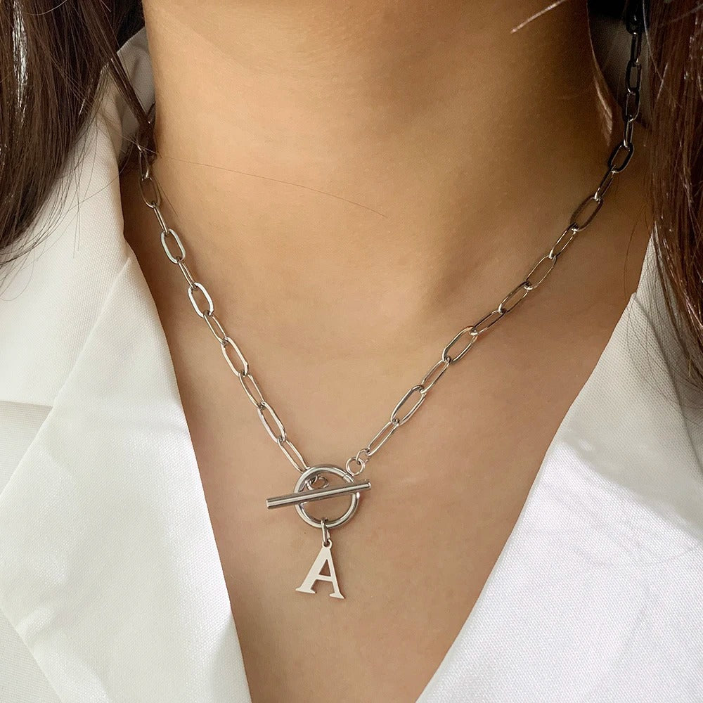 Paperclip Initiaal Ketting met Cirkel Slot