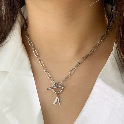 Paperclip Initiaal Ketting met Cirkel Slot