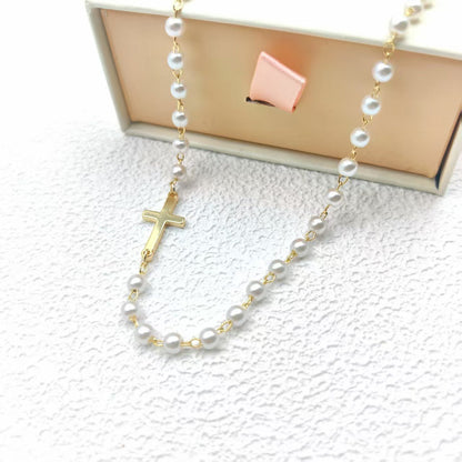 Fijne Chokerketting met Imitatieparels & Kruis