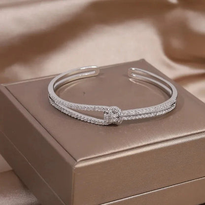 Diamanten Knoop Cuff Armband